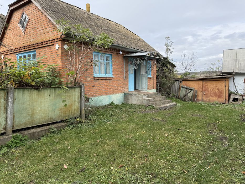 Продаж добротного будинку