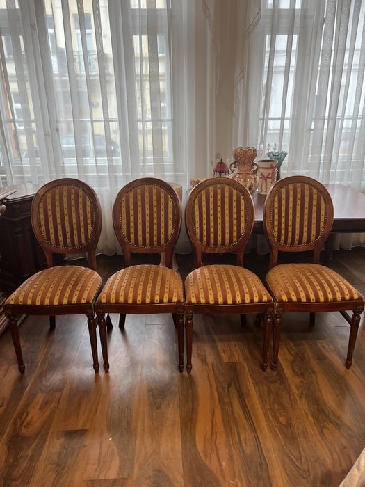 Krzesła stylowe komplet 4 szt.