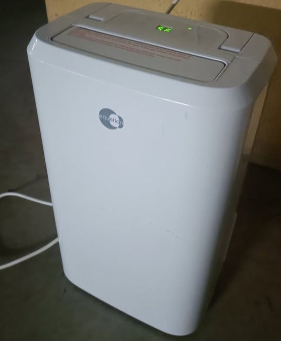 Desumidificador de ambiente umido