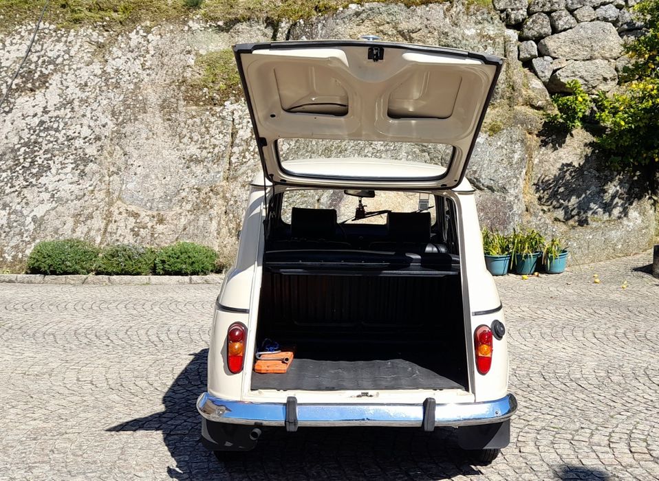 Renaut 4L (restaurada)