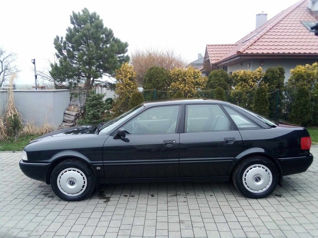 Audi 80 2.0 benzyna 1991  119 tys km przebieg !