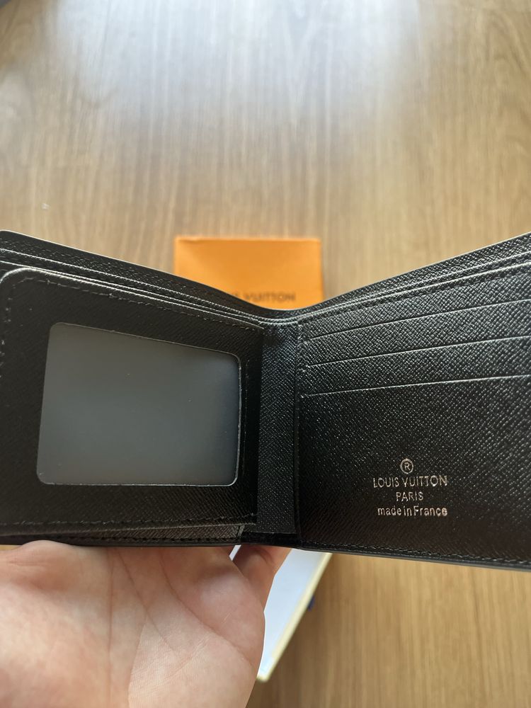 Carteira Louis Vuitton LV