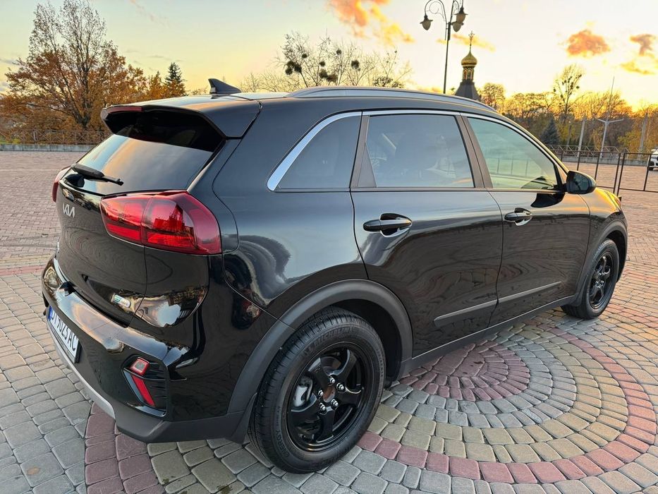 Продам KIA NIRO в гарному стані