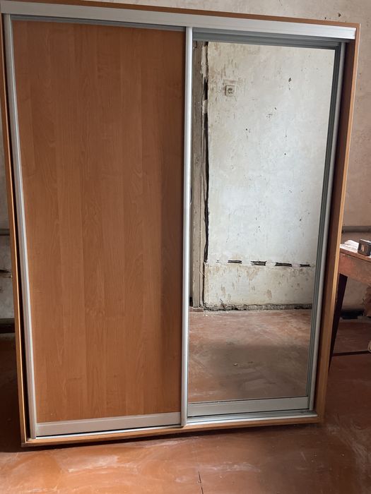 Продам шафу-купе б/в