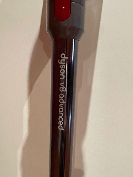 Dyson V8 Advanced