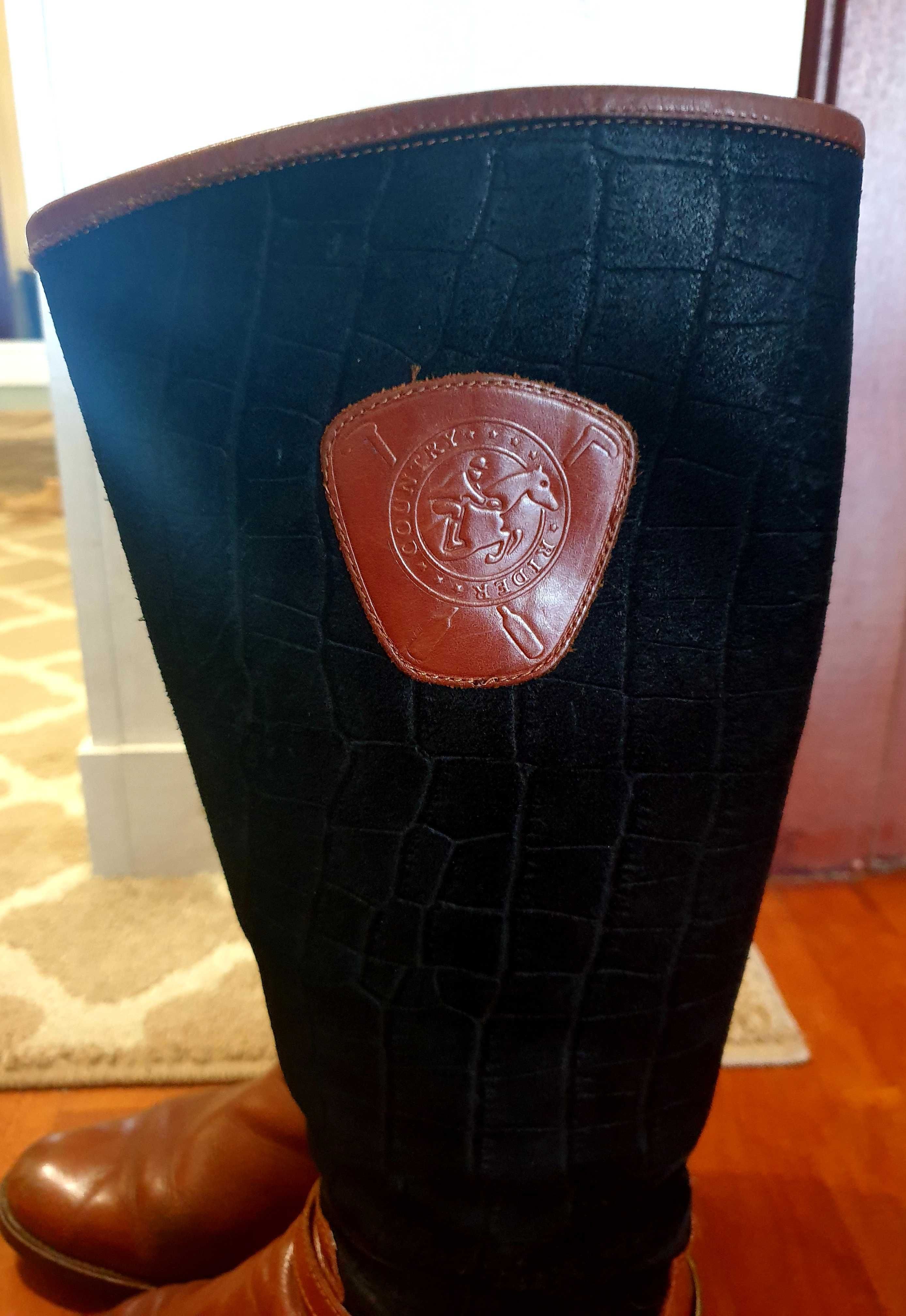 Botas de pele castanha e azul marinho da marca Country Rider