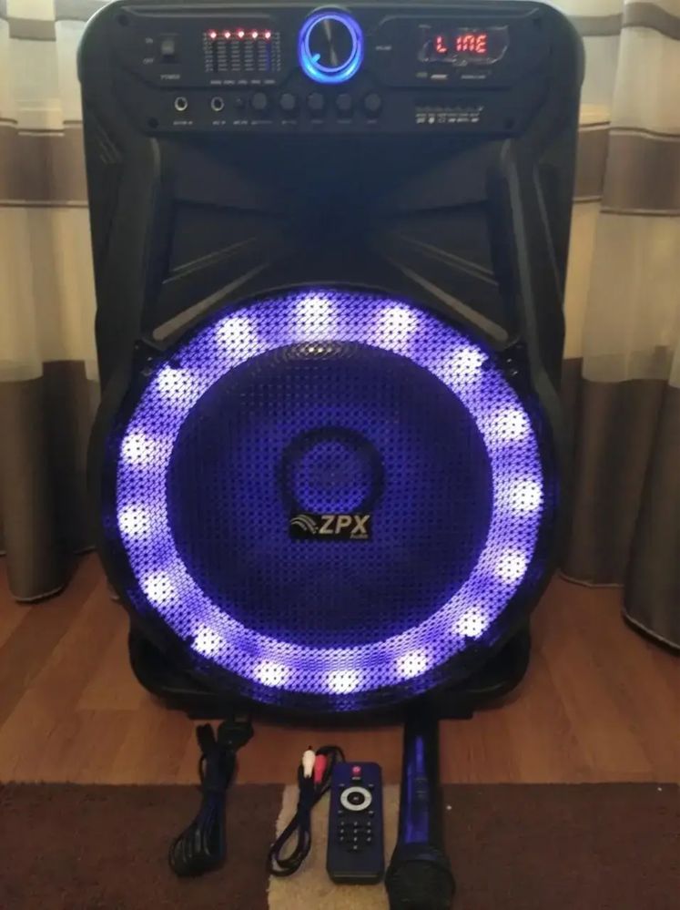 Колонка на акумуляторі з бездротовим мікрофоном ZPX ZX-7772/200W