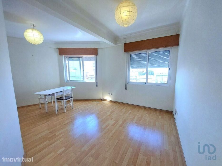 Apartamento T2 em Faro (Sé e São Pedro) de 80,00 m2