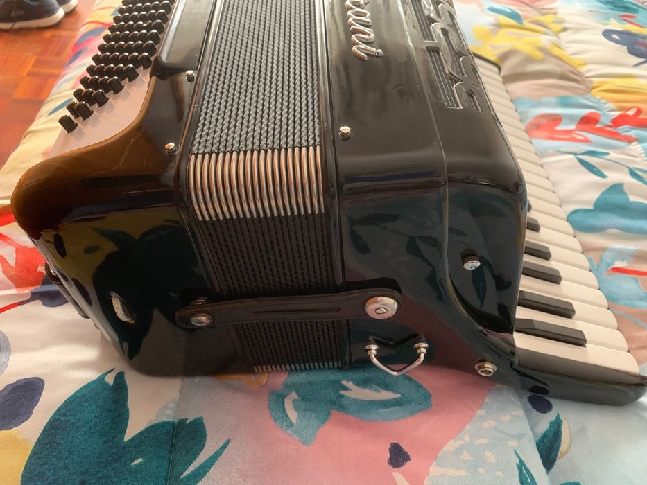 Acordeão Paolo Soprani