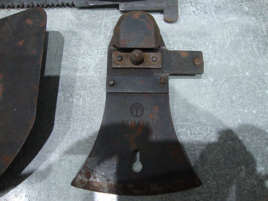 Zestaw 3 w 1 saperka siekiera piłka CCCP ZSRR Radziecki Rosyjski.