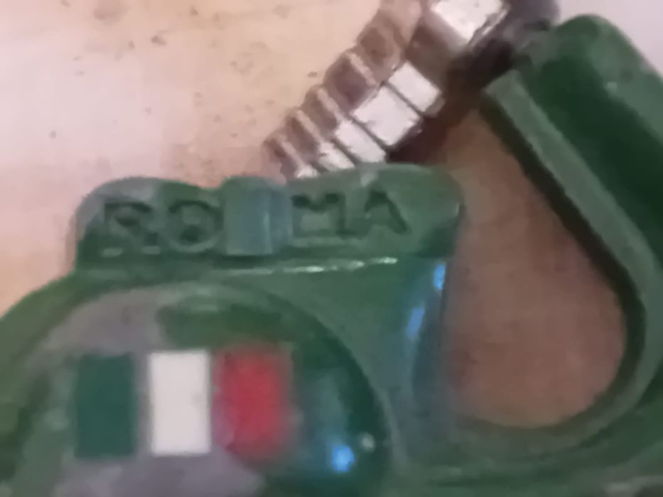 Porta-chave italiano antigo Vespa