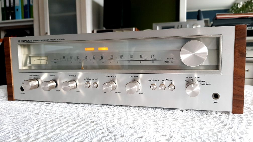 Amplituner Pioneer SX-550