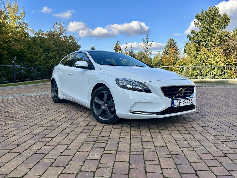 Volvo v40 2013r / nowy rozrząd i sprzęgło / zadbane /