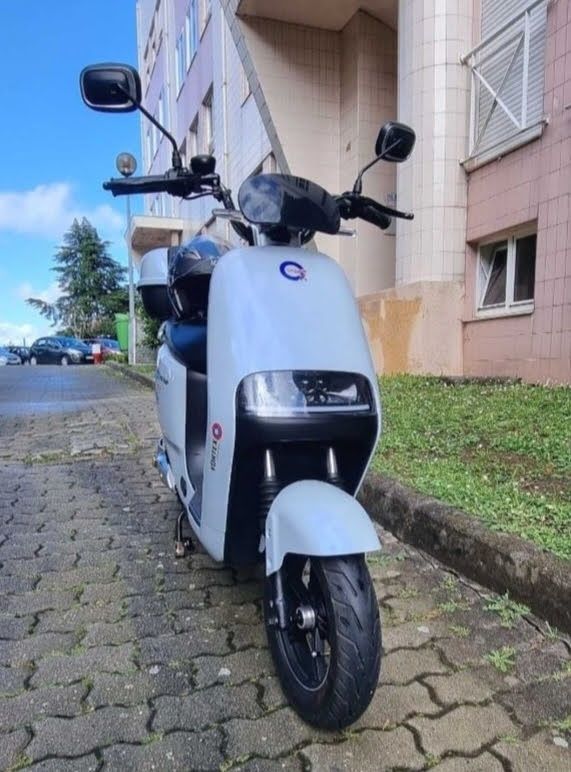 "PROMOÇÃO!" Scooter Elétrica Vortex Goose City - Como Nova + Ca