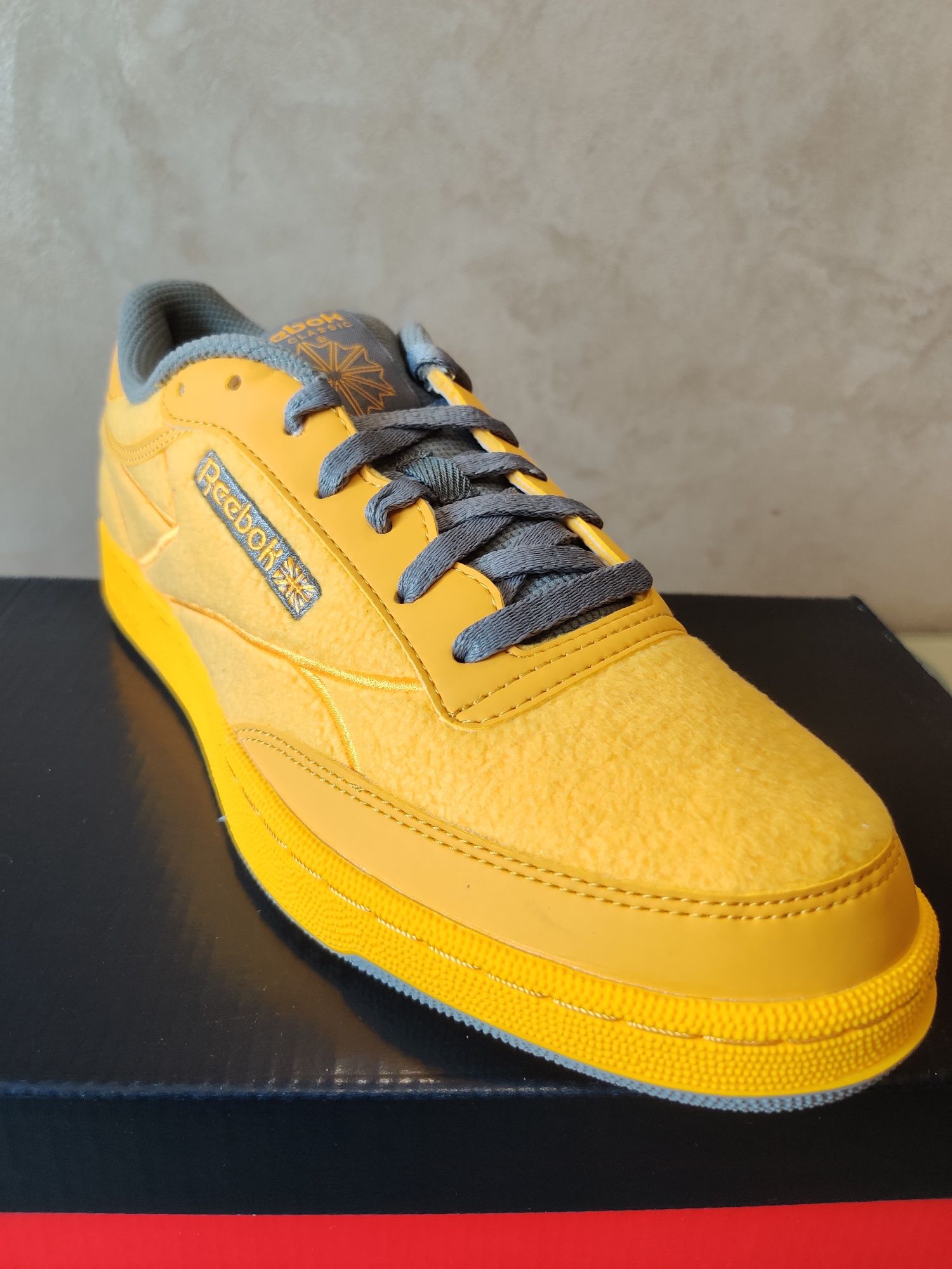 100% оригінал Reebok Club C 85 99 Marigold