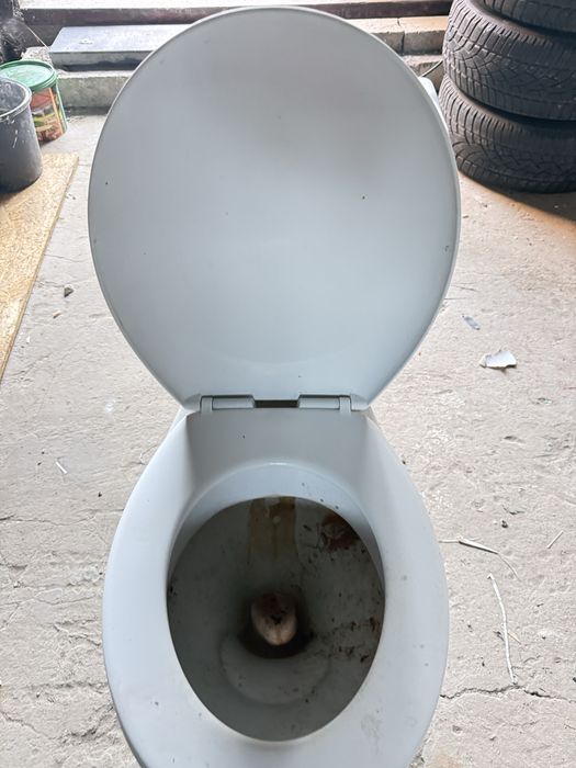 Wc nowe z demontazu sklepowego
