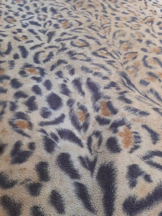 Покривало на ліжко, покривало на диван, бу 200см на 230см