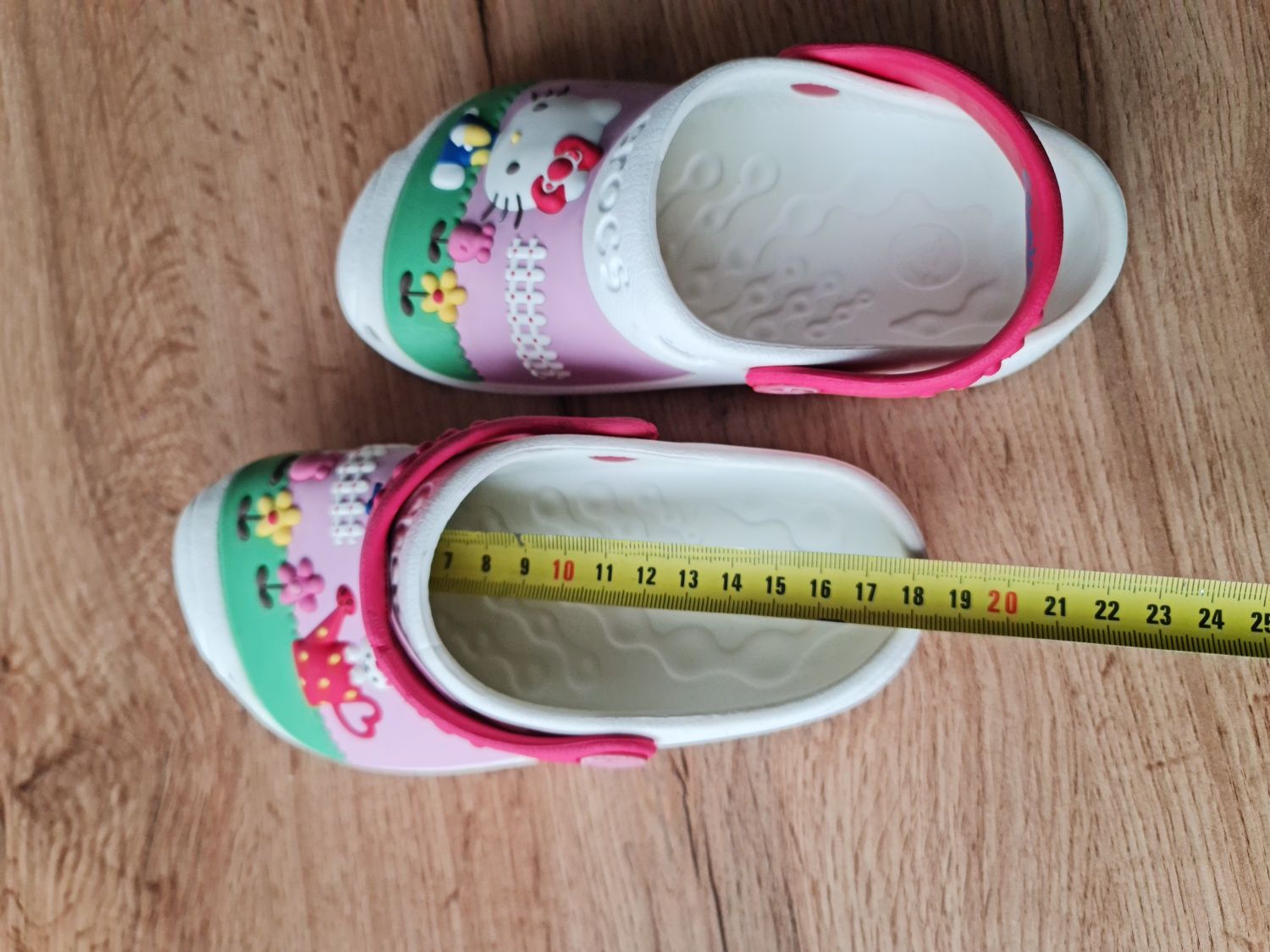 Crocs Hello Kitty
