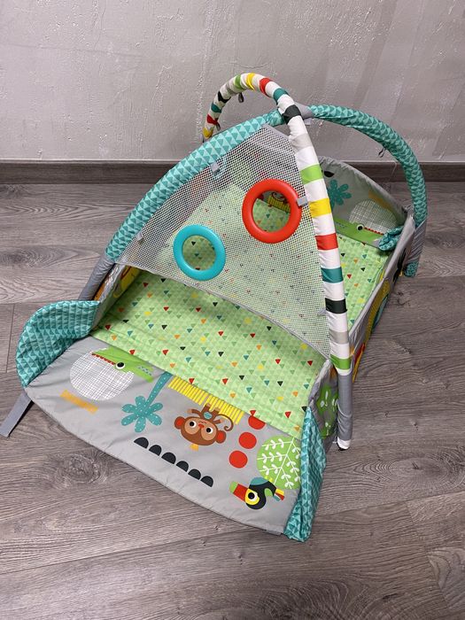 Коврик развивающий для детей + игрушки