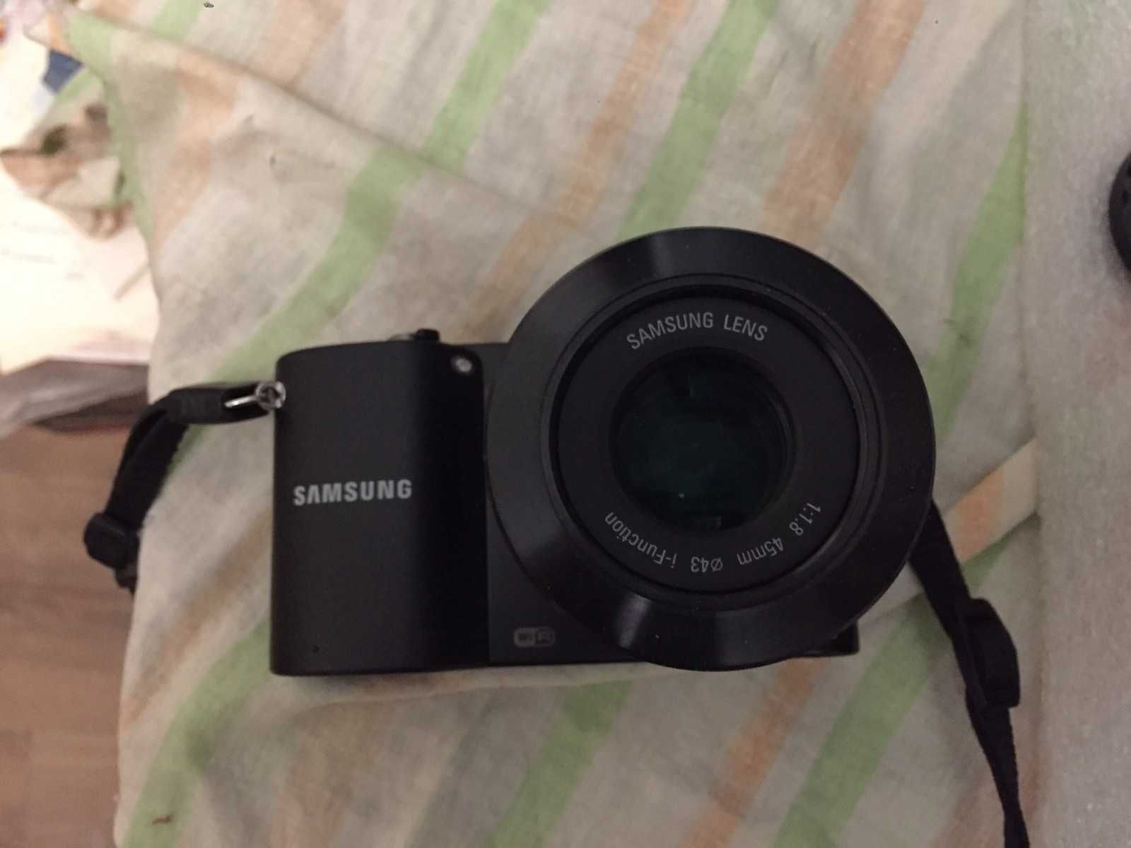 Фотоаппарат Samsung NX1100