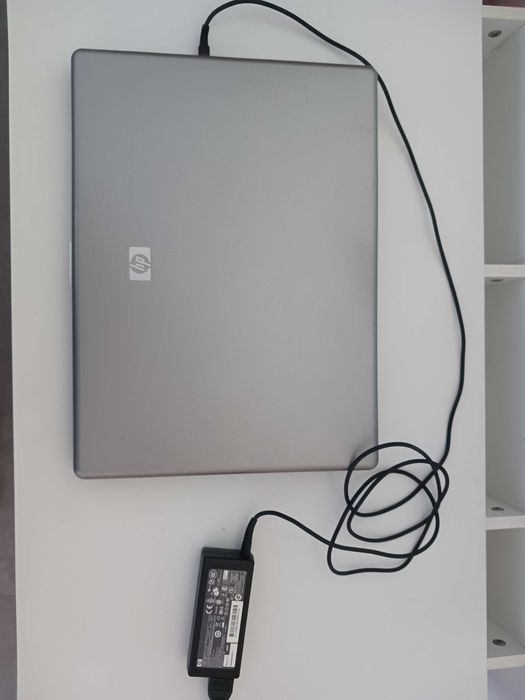 Portátil HP Compaq 6720s