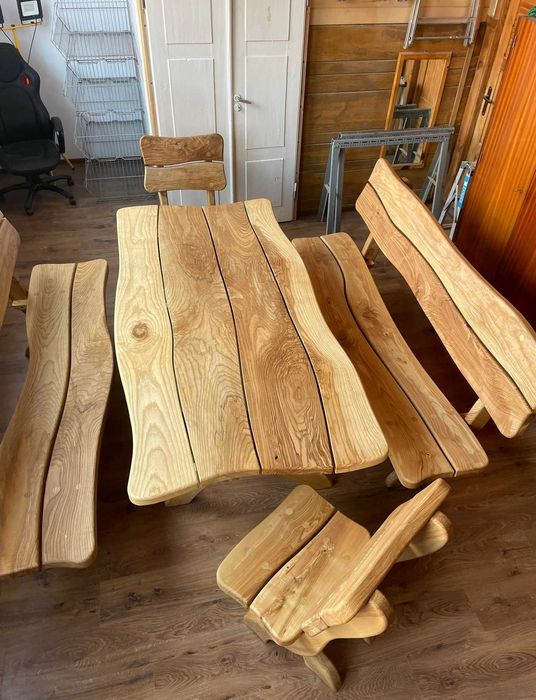 Meble ogrodowe z twardego drewna