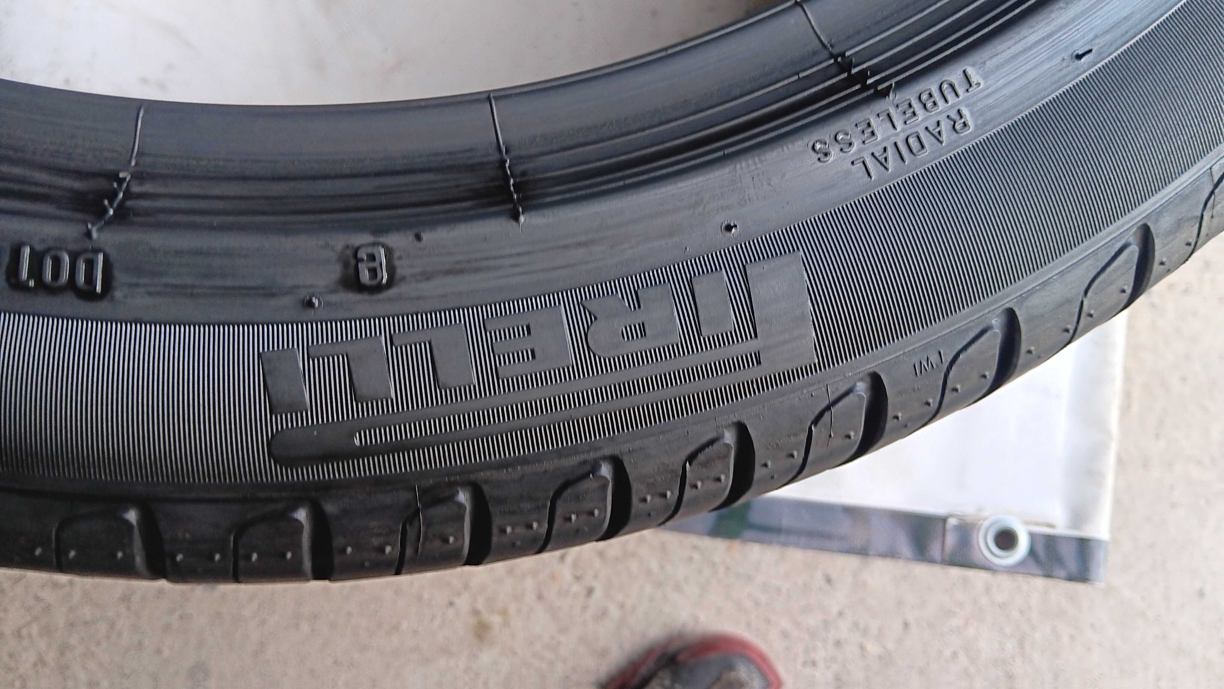 225/45/19 Pirelli cinturato p7