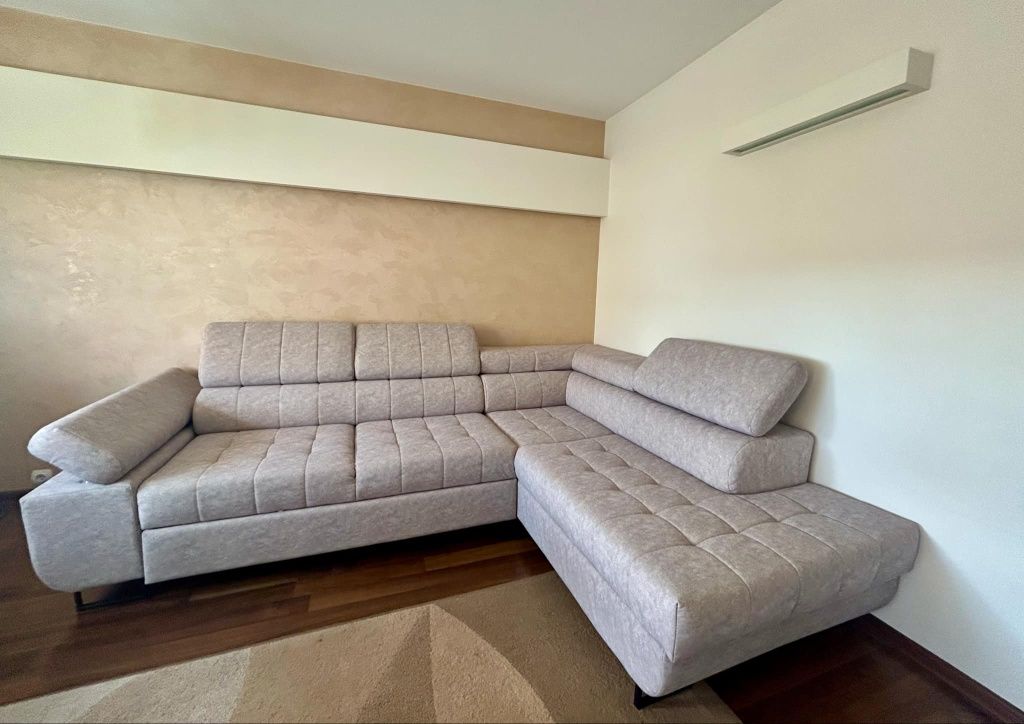 Narożnik / kanpa z funkcją spania i pojemnikiem na pościel 275x210cm