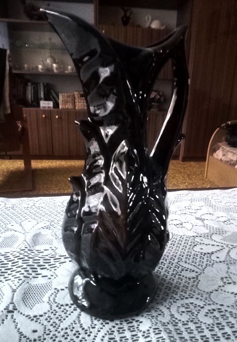 Sprzedam ozdobny zestaw ceramiczny dzbanek + 4 kubeczki