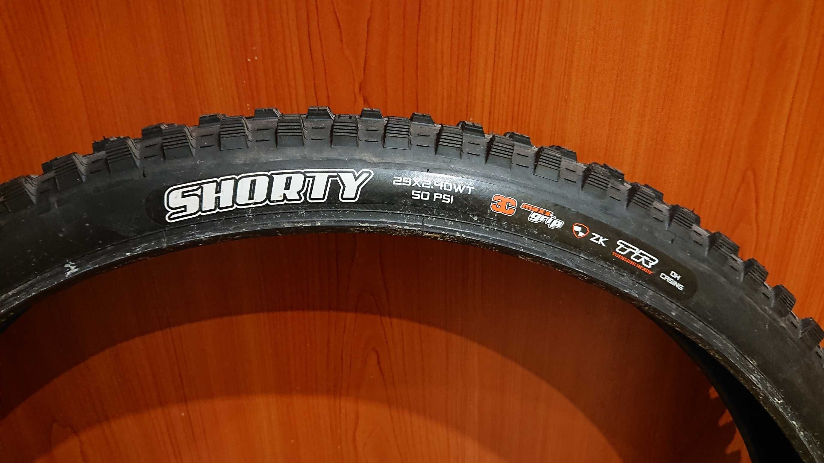 Opona MAXXIS Shorty 29X2.40WT TR DH CASING 60X2TPI