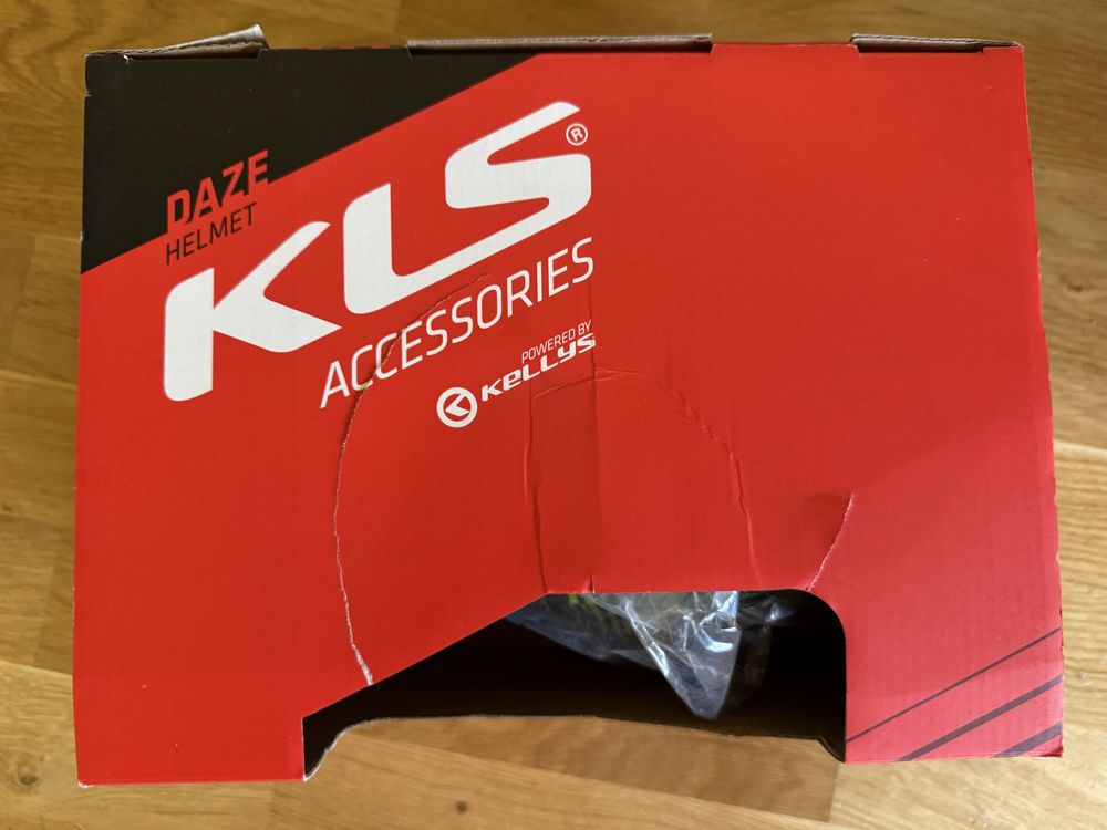 Nowy juniorski kask rowerowy KELLYS DAZE black green S/M 52-55