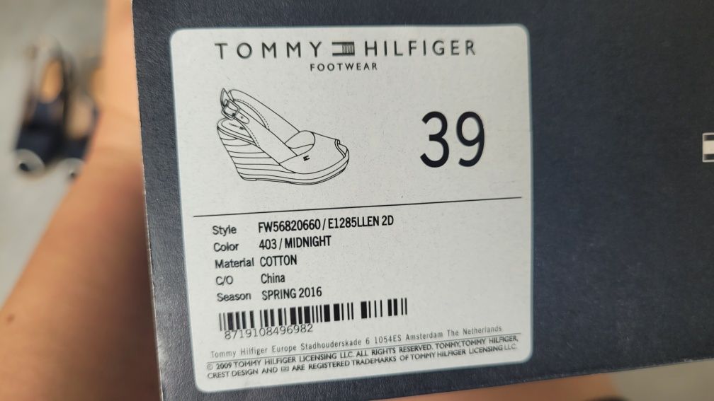 Tommy Hilfiger espadryle koturna sandały