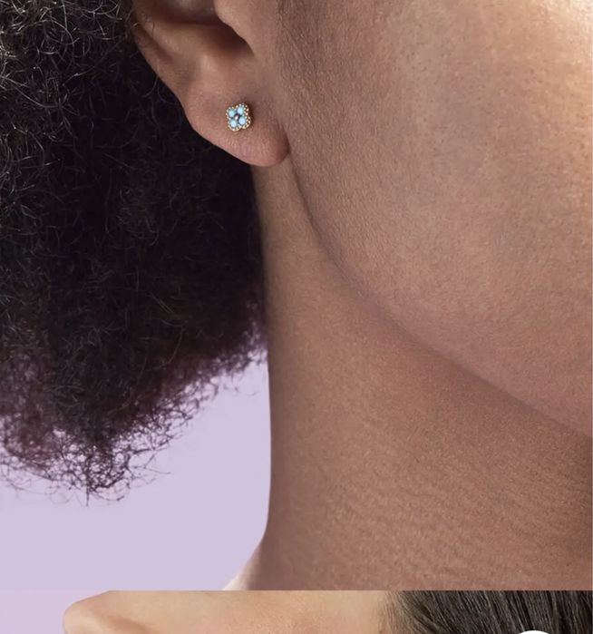 Набір, сережки і намисто