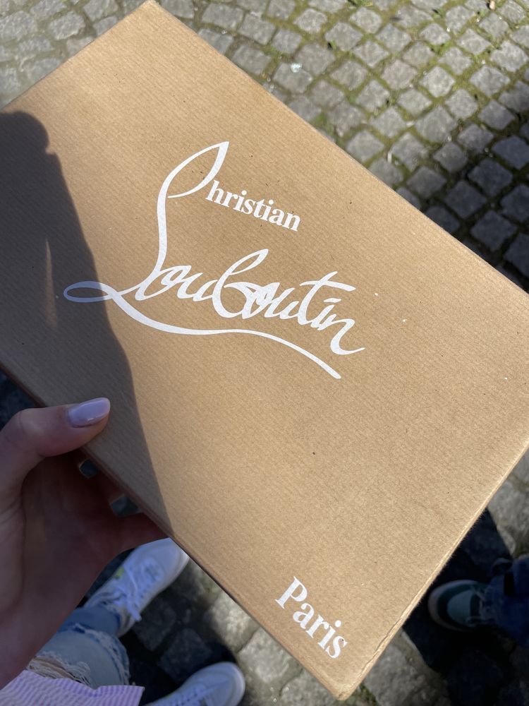 Szpilki Louboutin