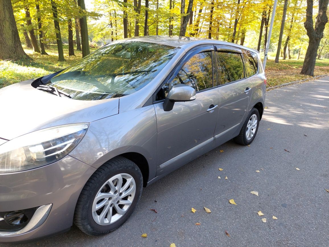 Renault Grand Scenic