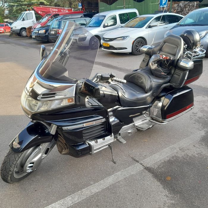 Honda GL 1500 zadbana