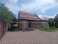 Продам будинок два поверхи . Високий Т25