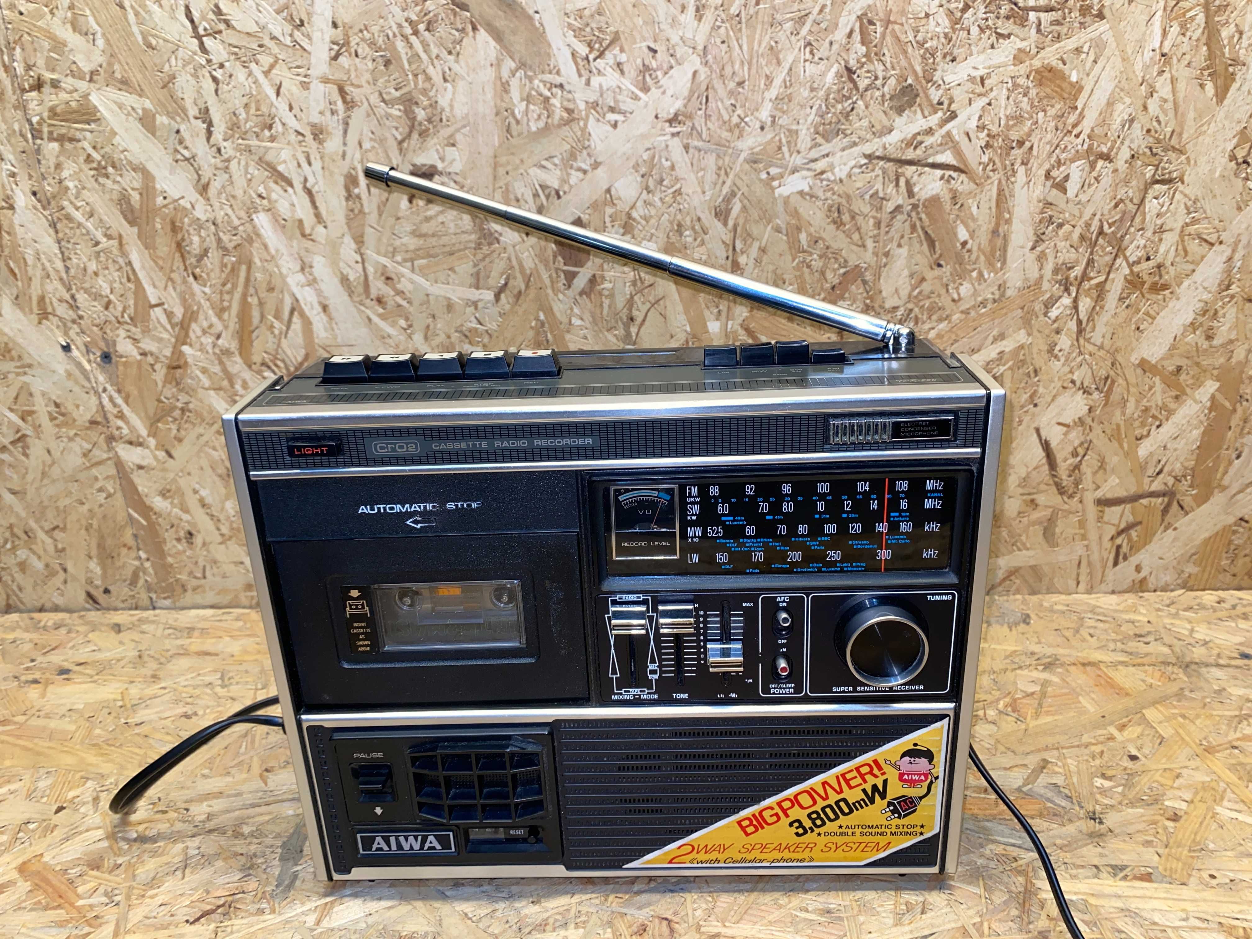 Radiomagnetofon Aiwa TPR 220 unikat (film pokazowy)