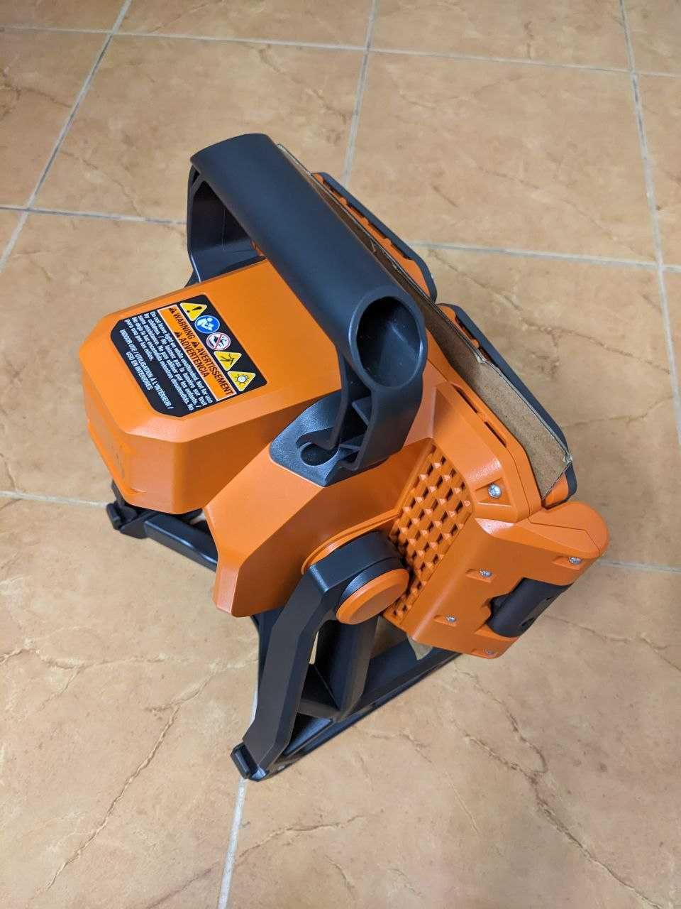 Гибридный LED фонарь-светильник Ridgid R8698 18V