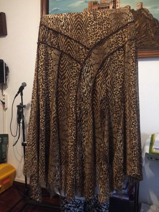 Saia chiffon longa.
