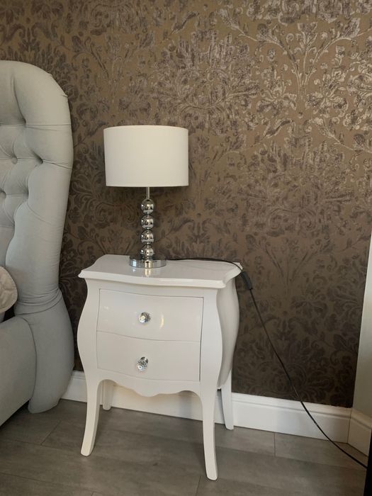 Szafka nocna+ lampki