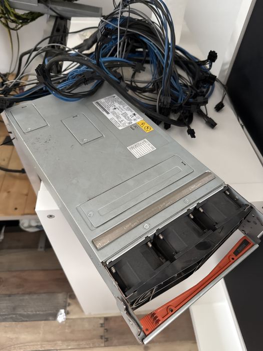 Zasilacz serwerowy 2980W do kart graficznych