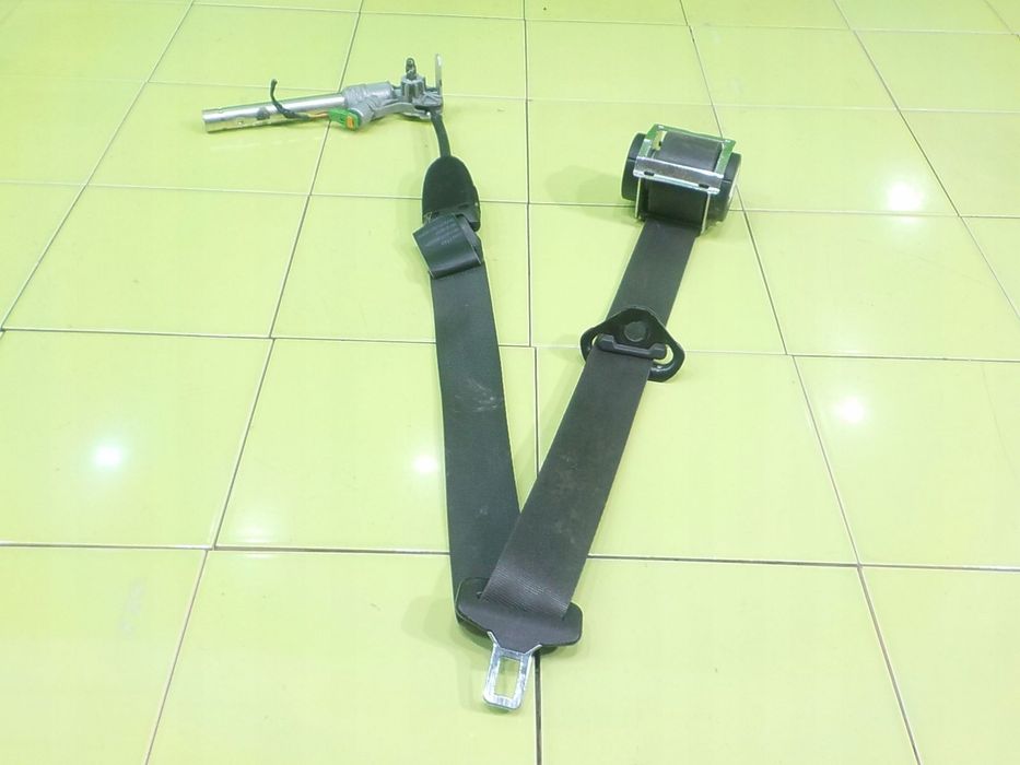 CORSA E 1.2 B 15r pas bezpieczenstwa prawy przod z napinaczem 607707600H