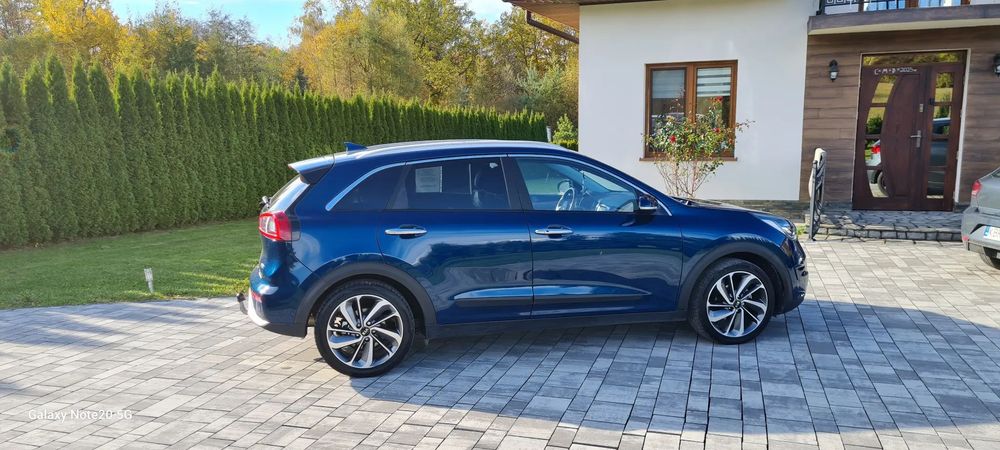Kia Niro Kia Niro kamera Navi automat hybryda hak super stan !!!