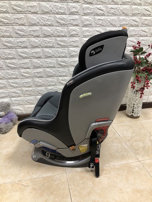 Автокрісло Chicco Nextfit Zip Група 0+/1/2 (0-30кг) изофикс ізофікс