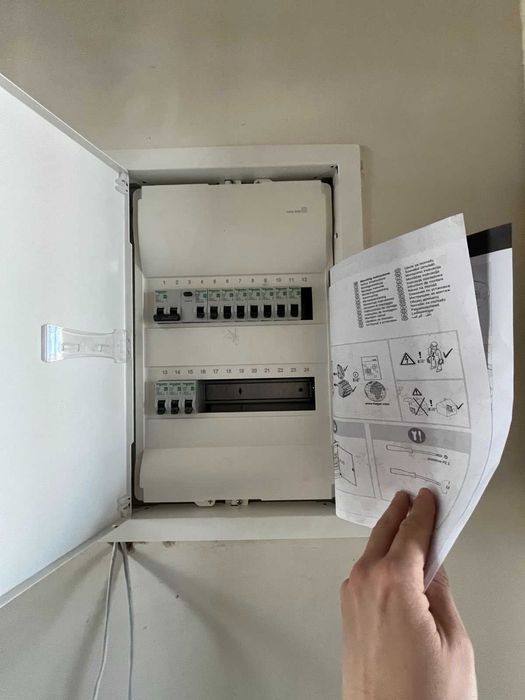 Продам чудову 3-к. квартиру у зданому будинку під чистовий ремонт