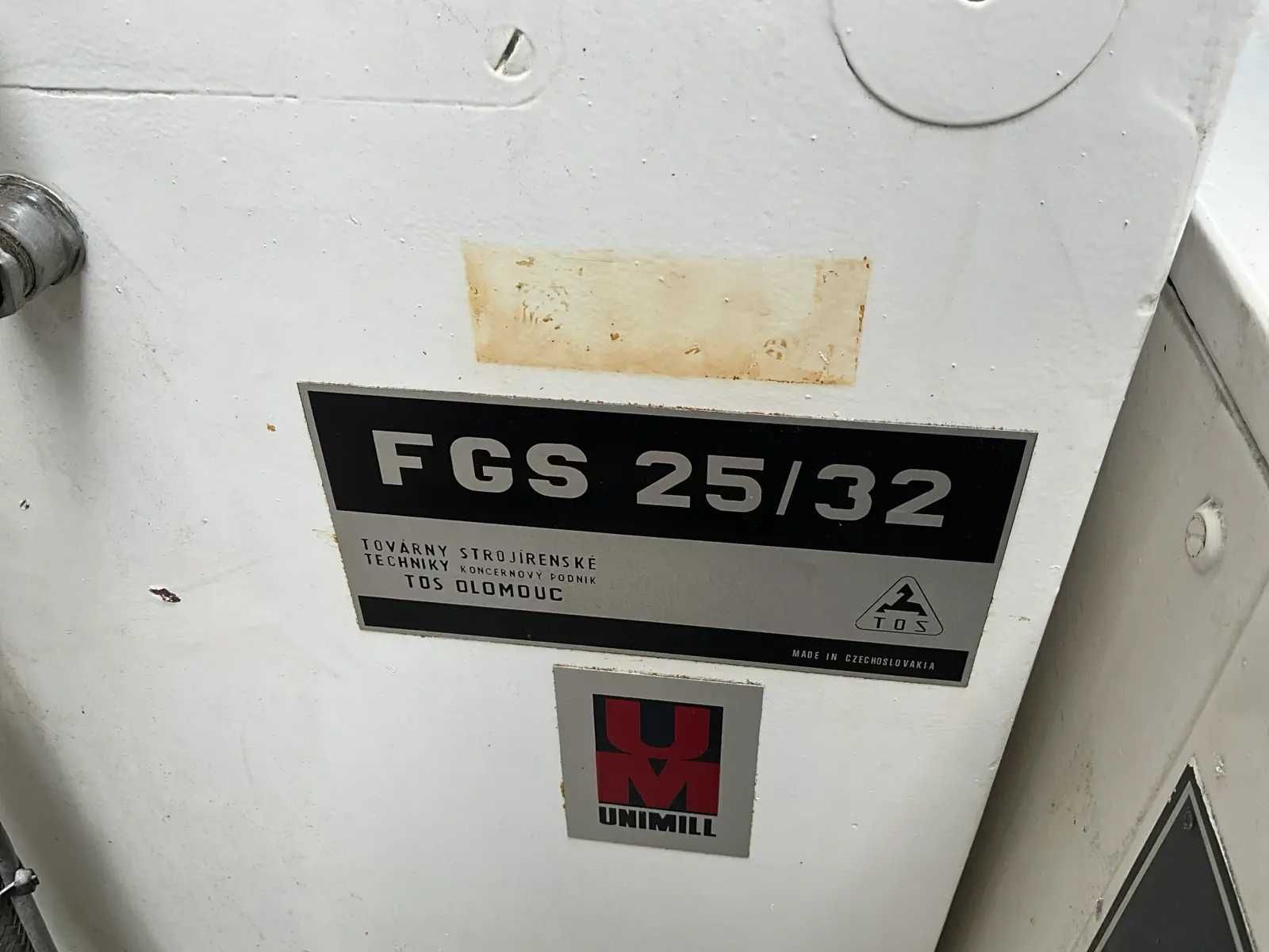 Frezarka TOS model FGS 25/32