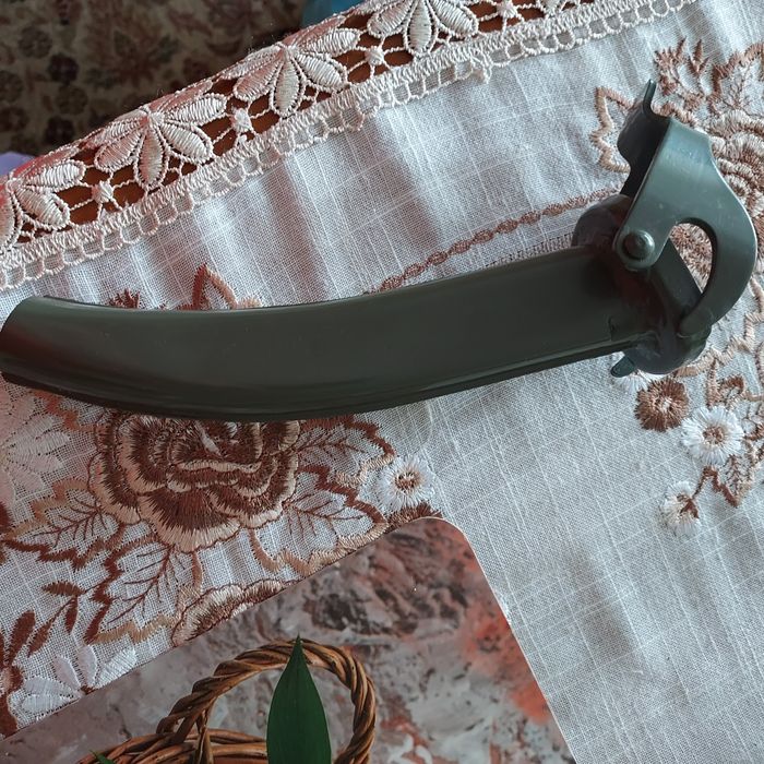 Lejek do kanistra doczepinany wojskowy