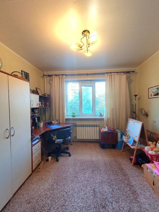 Продам 4х к.кв Салтовка, метро Нескоренных(Героев Труда)522 м/р