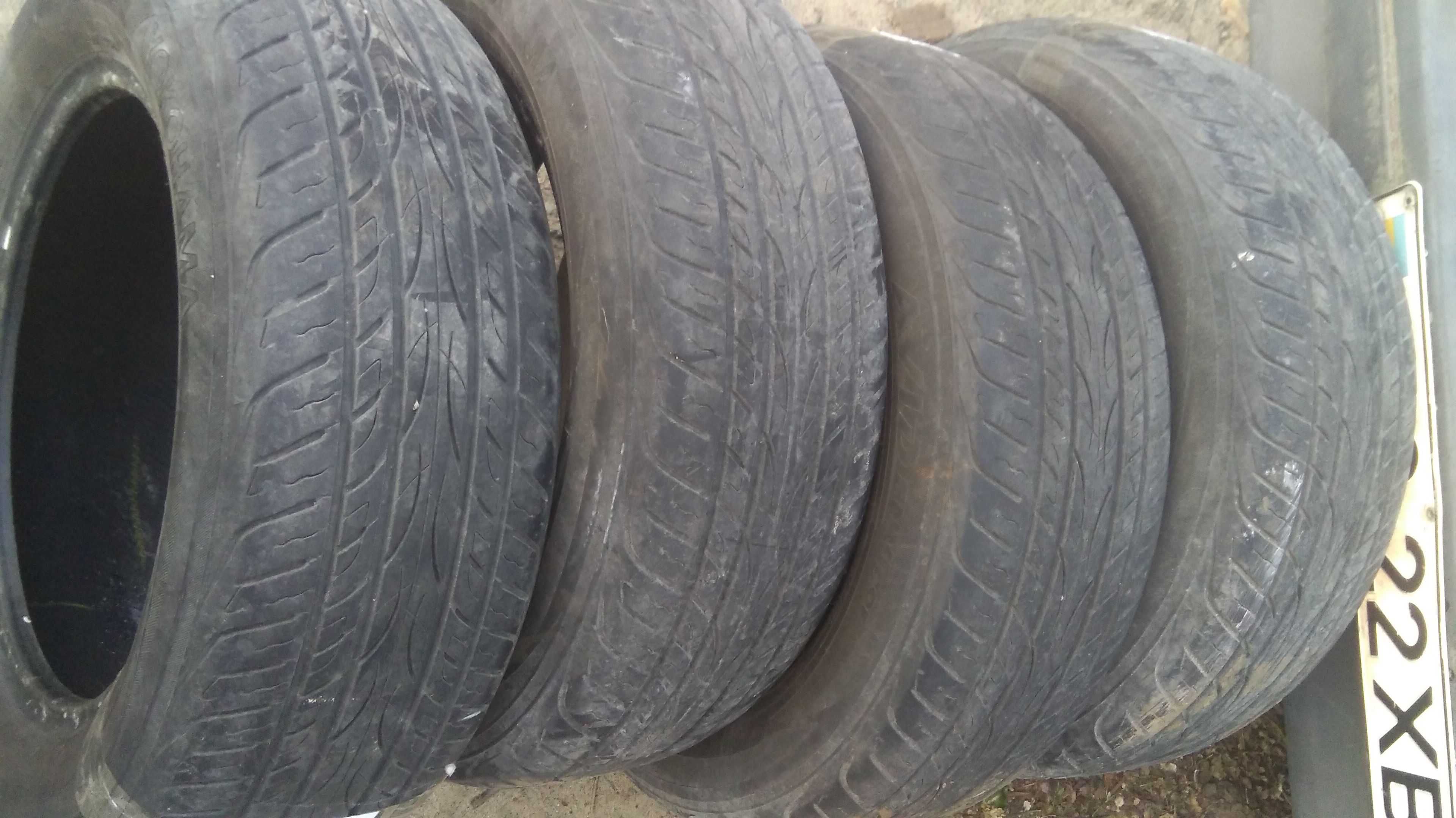 комплект шин Yokohama 215/60 R16